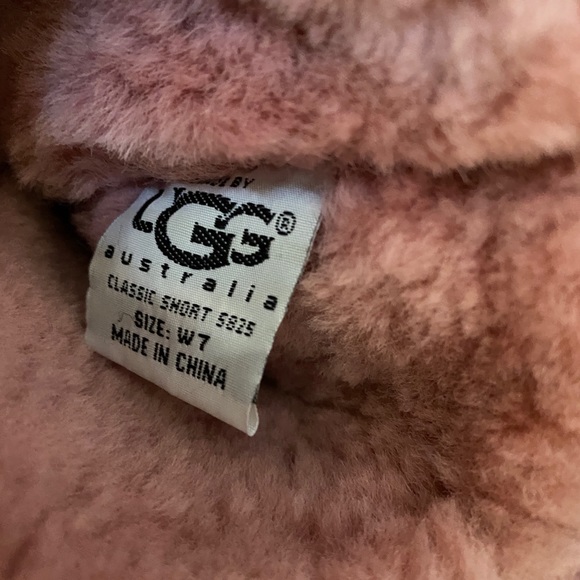 UGG Pink Short Boots - Picture 7 of 7